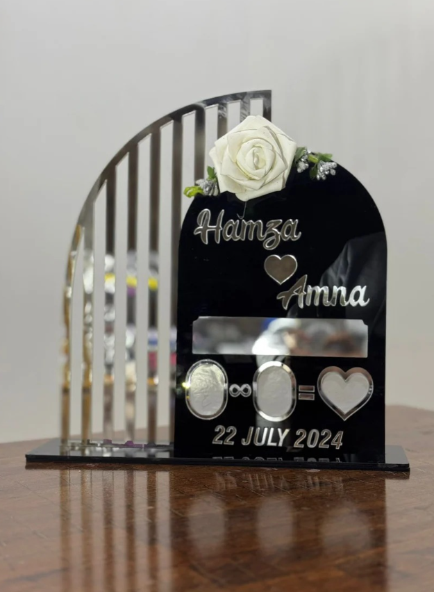 Customized Acrylic Photo Frame (Transparent)