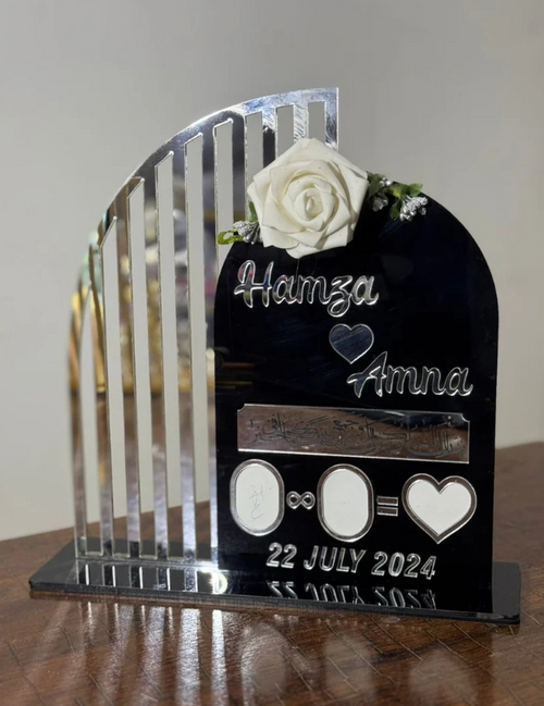 Customized Acrylic Photo Frame (Transparent)