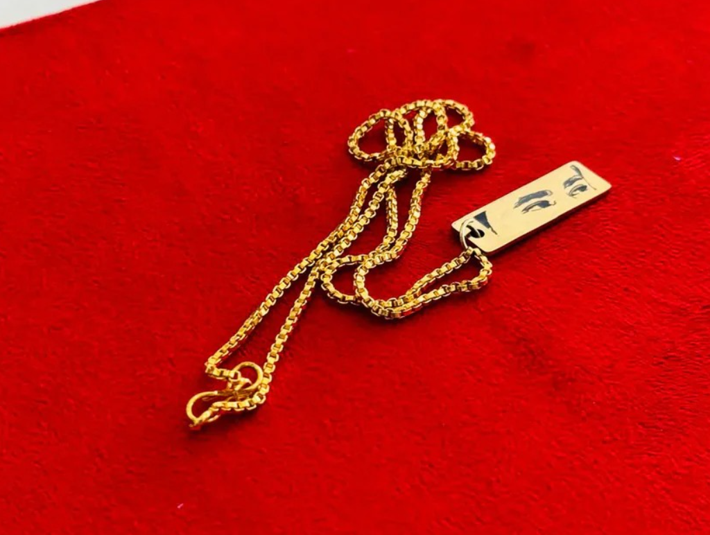 Customized Eyes Photo Necklace (Personalized Pendant)