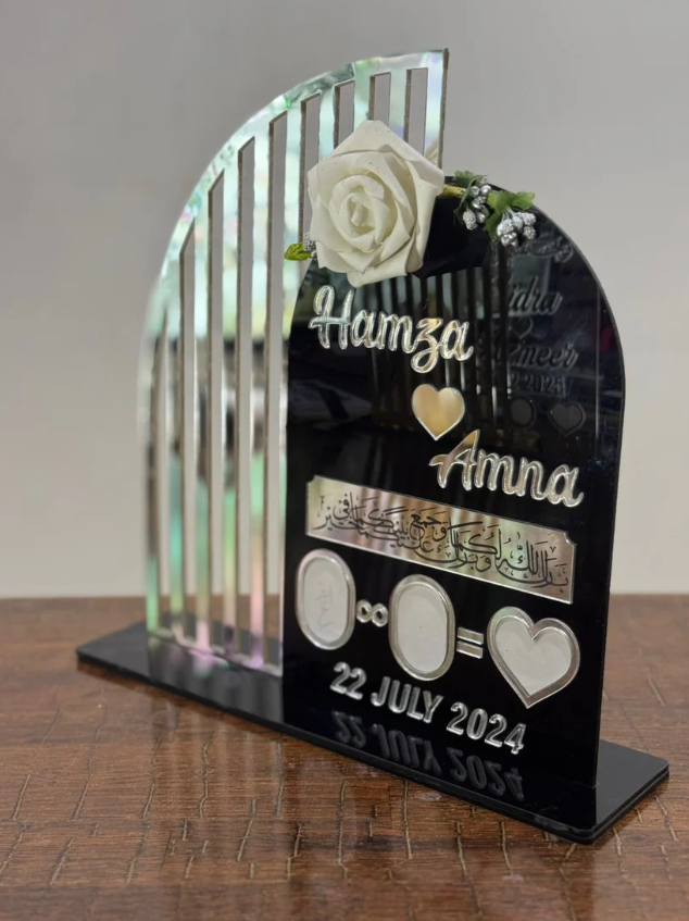 Customized Acrylic Photo Frame (Transparent)