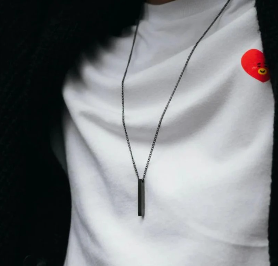 Customized Bar Pendant Necklace (Name Engraved Necklace)